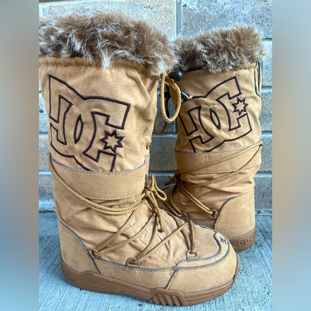 Vintage DC Suede Winter Boots 🥾